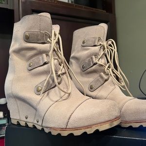 Sorel boots Joan of Arc  Size 10
